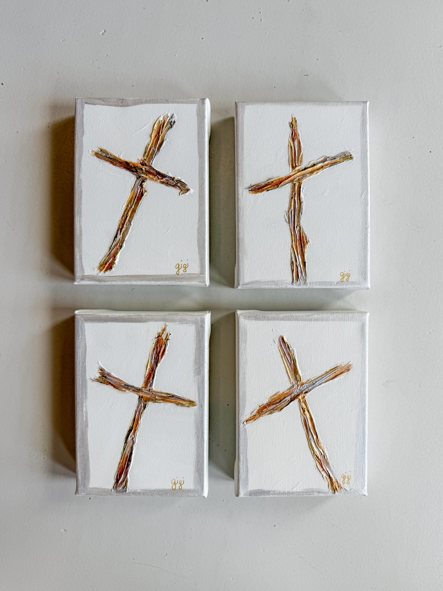 gigi cross canvas