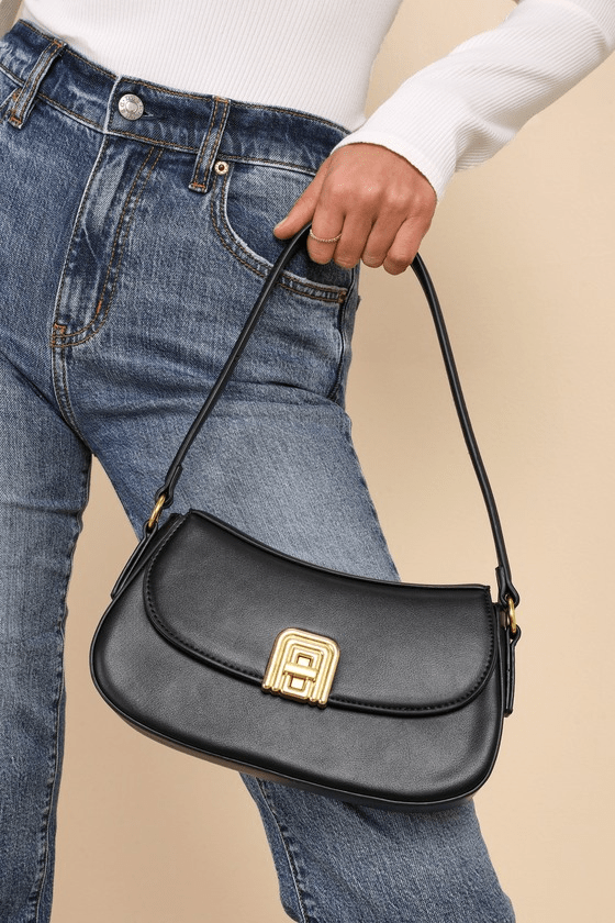 Arch Shoulder Bag: Black