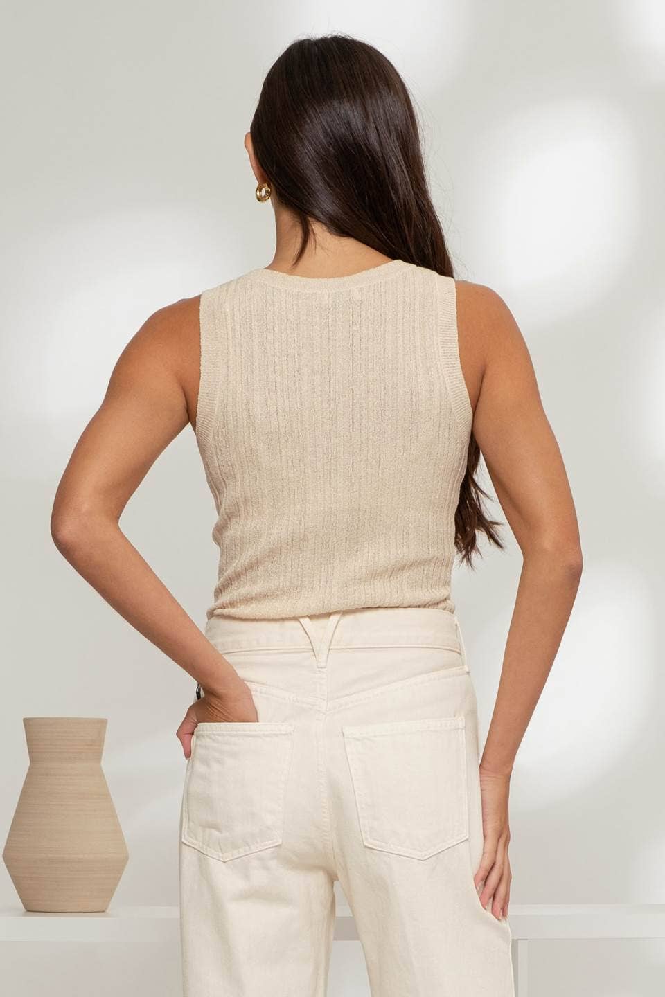 ROUND NECK SWEATER TANK