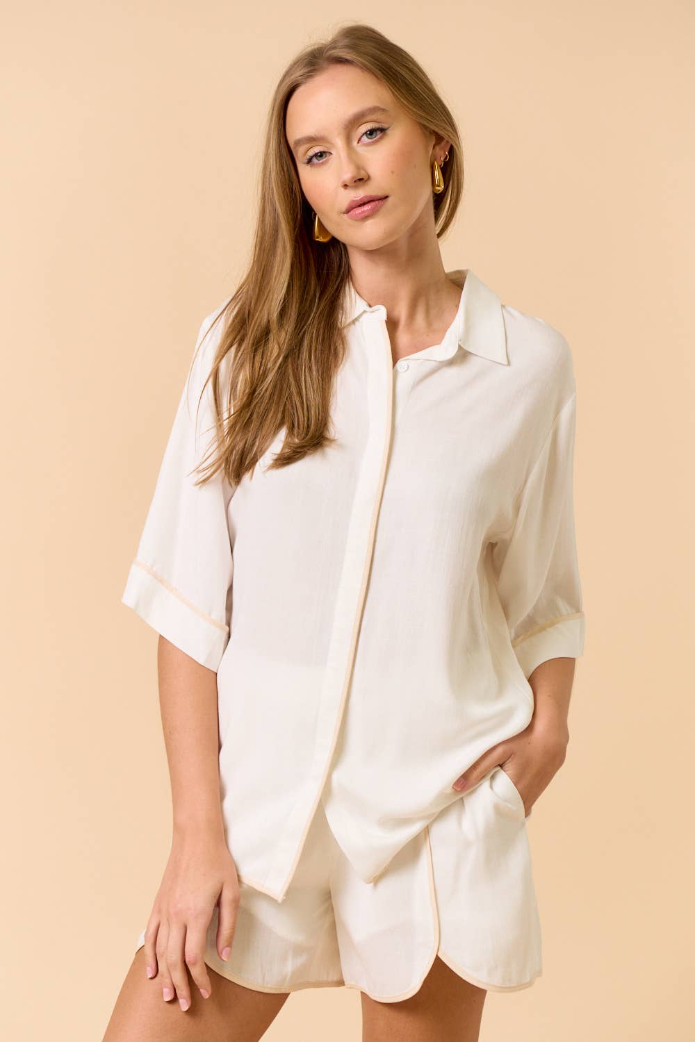 BUTTON DOWN TOP WITH SHORTS