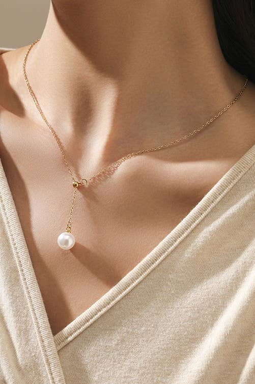 PEARL DROP NECKLACE