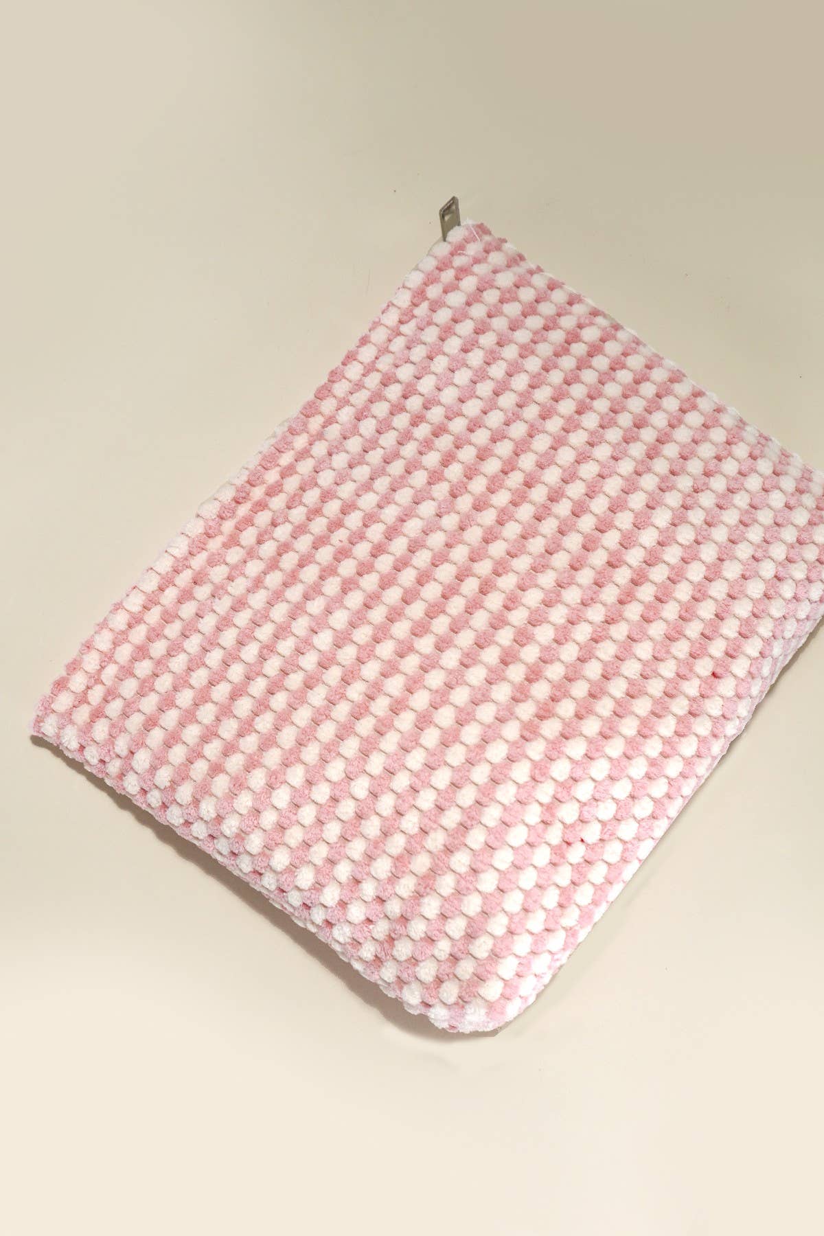 TRAVEL COSMETIC POUCH