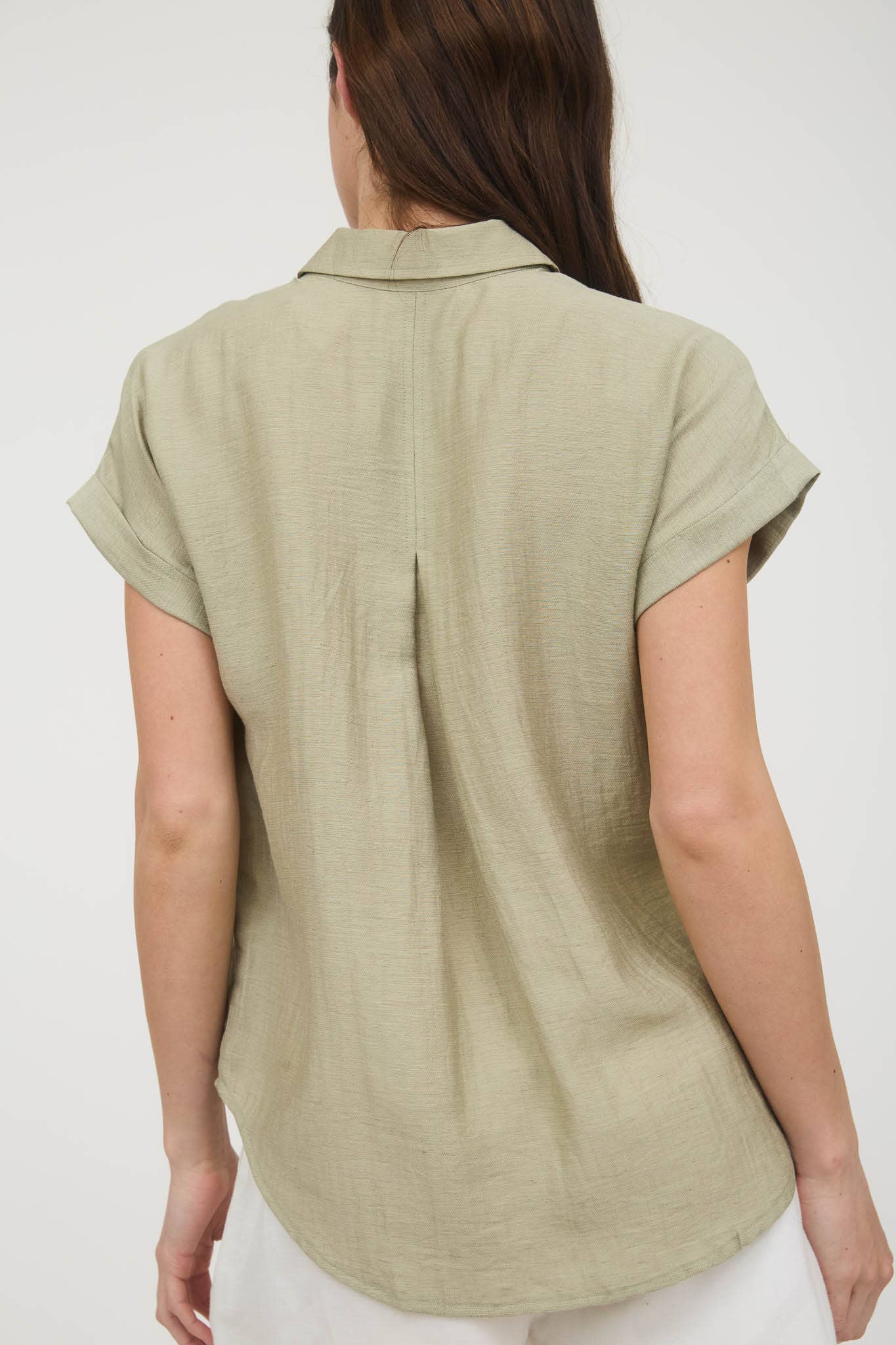COLLARED PINTUCK TOP