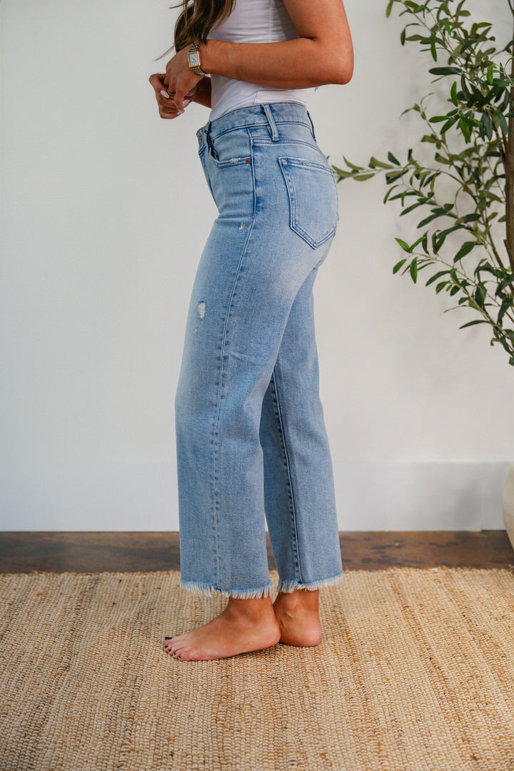 Ella Mid Rise Cropped