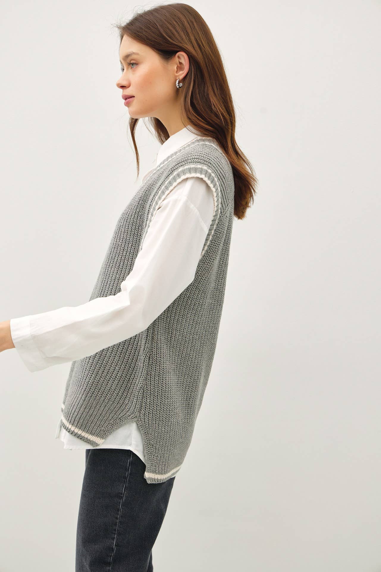 VARSITY SWEATER VEST