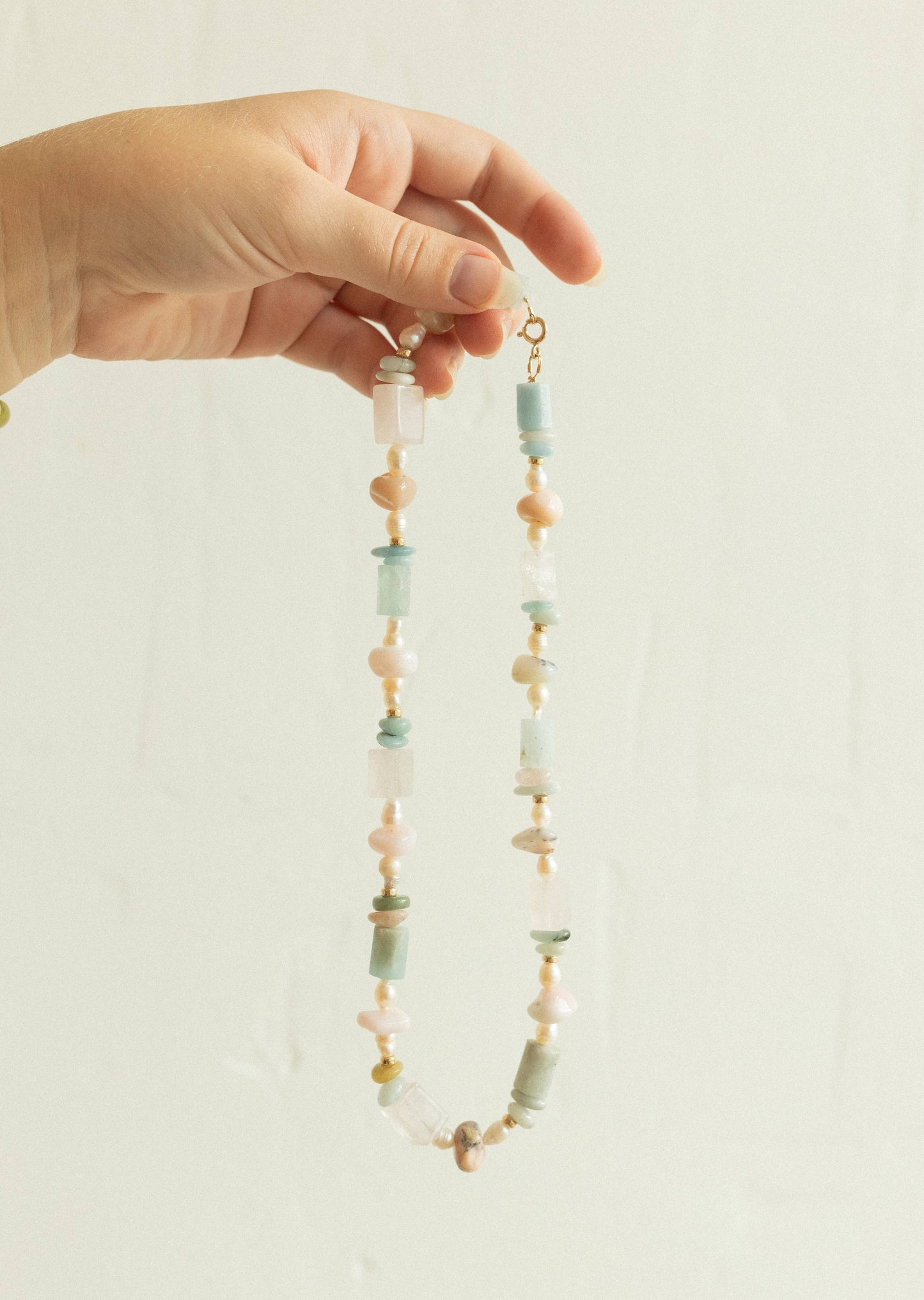 Ray - Beachy Chunky Beaded Necklace
