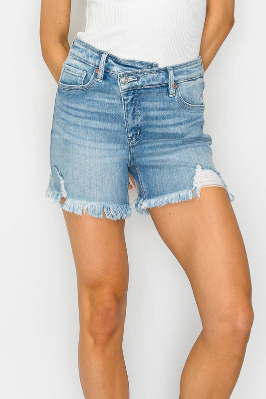 HIGH RISE CROSSOVER SHORTS