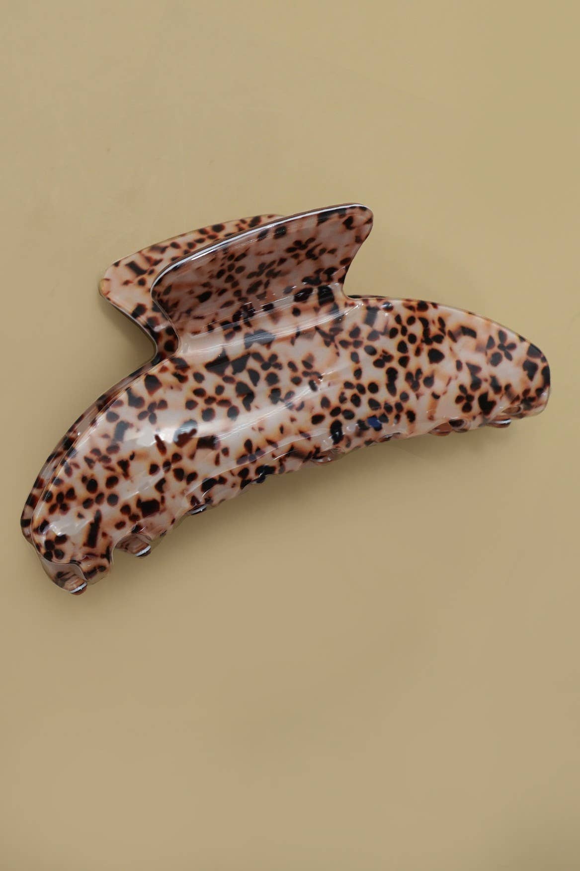 VINTAGE HALF MOON CLAW CLIPS