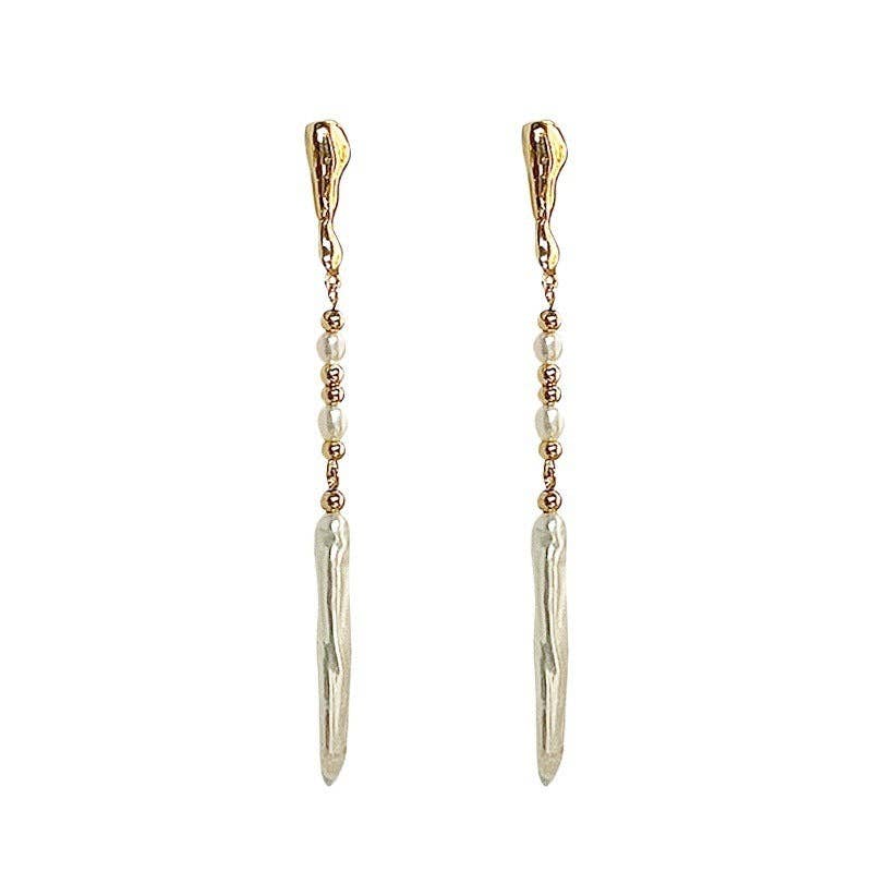 Pearl Dangle Earring