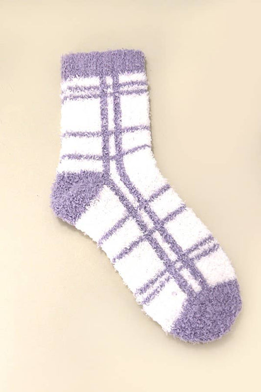 LAVENDER FLEECE PLUSH PLAID FUZZY SOCKS