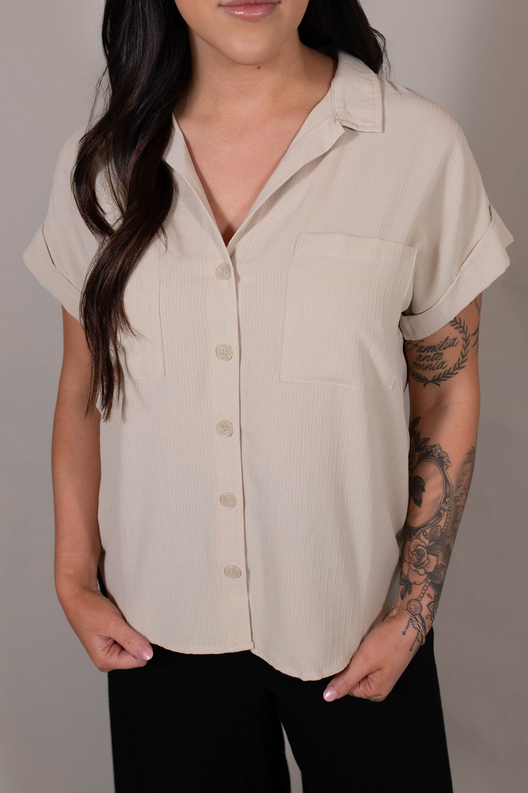 FOLD SLEEVE BUTTON DOWN SHIRT