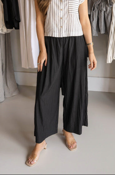 CRINKLED PULL ON PANTS