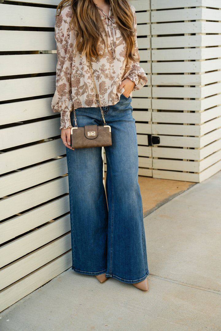 FLORAL SMOCKED TOP