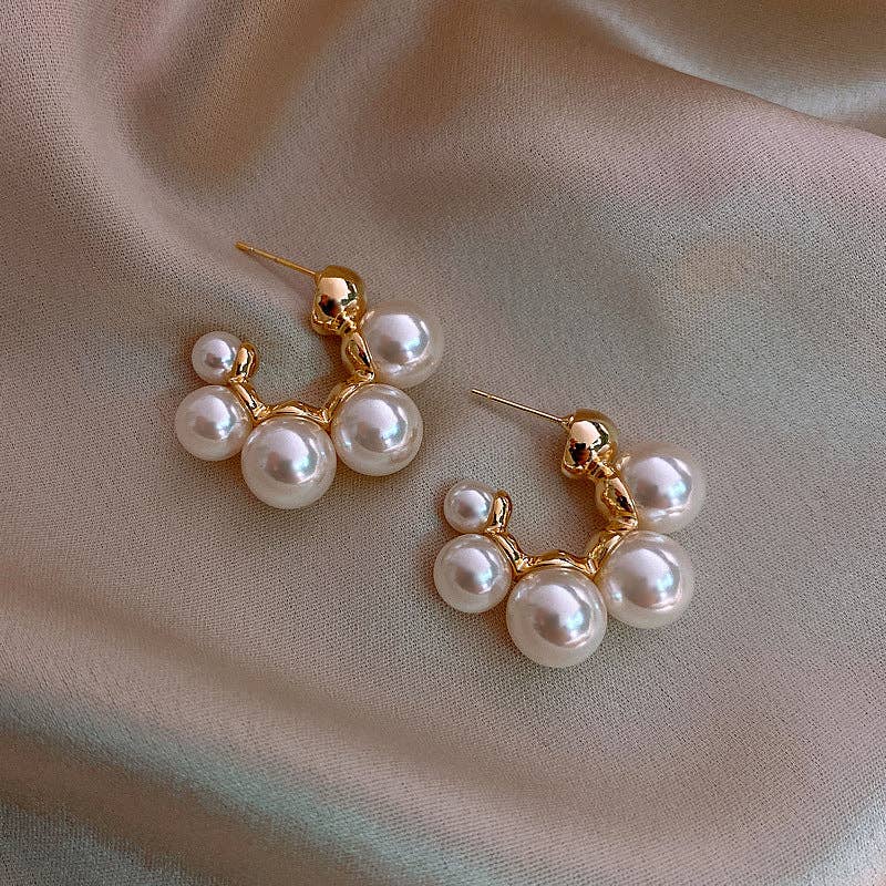 Pearl Cluster Earring