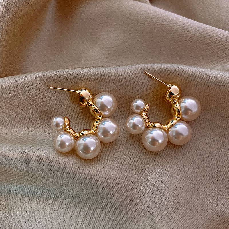 Pearl Cluster Earring