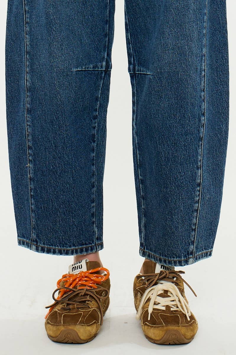 LOW SLUNG HORSESHOE JEAN