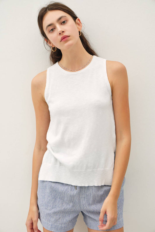 PULLOVER RAW SEAM DETAILED KNIT TANK