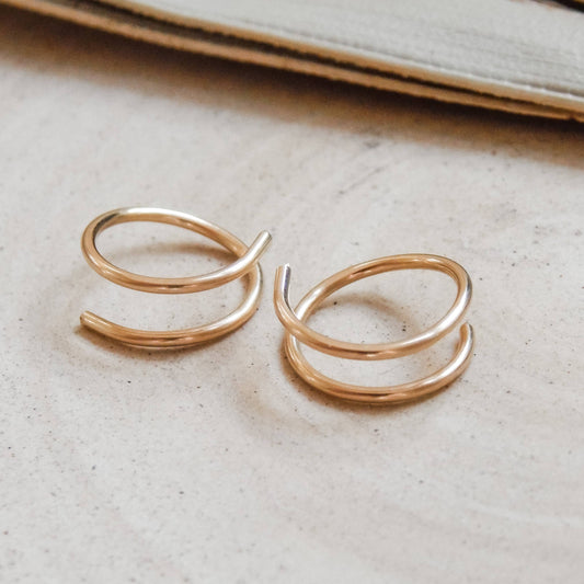 Twist-In Double Huggie Hoop