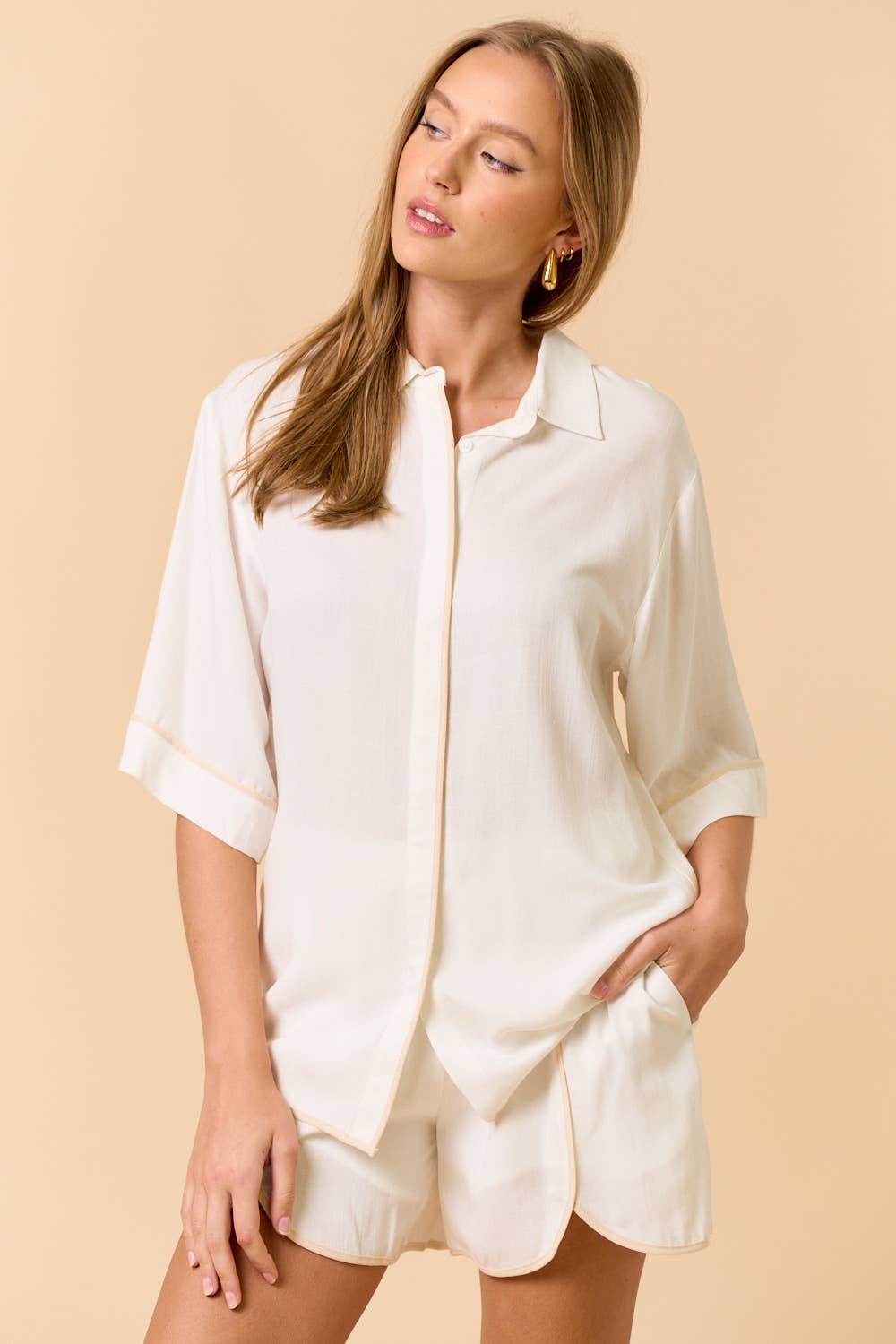BUTTON DOWN TOP WITH SHORTS