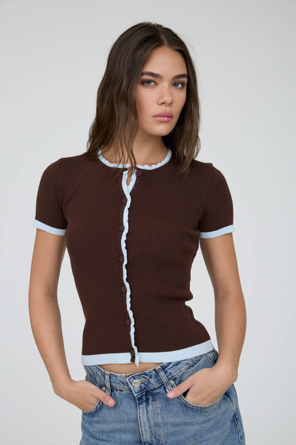 CONTRAST TRIM CARDIGAN