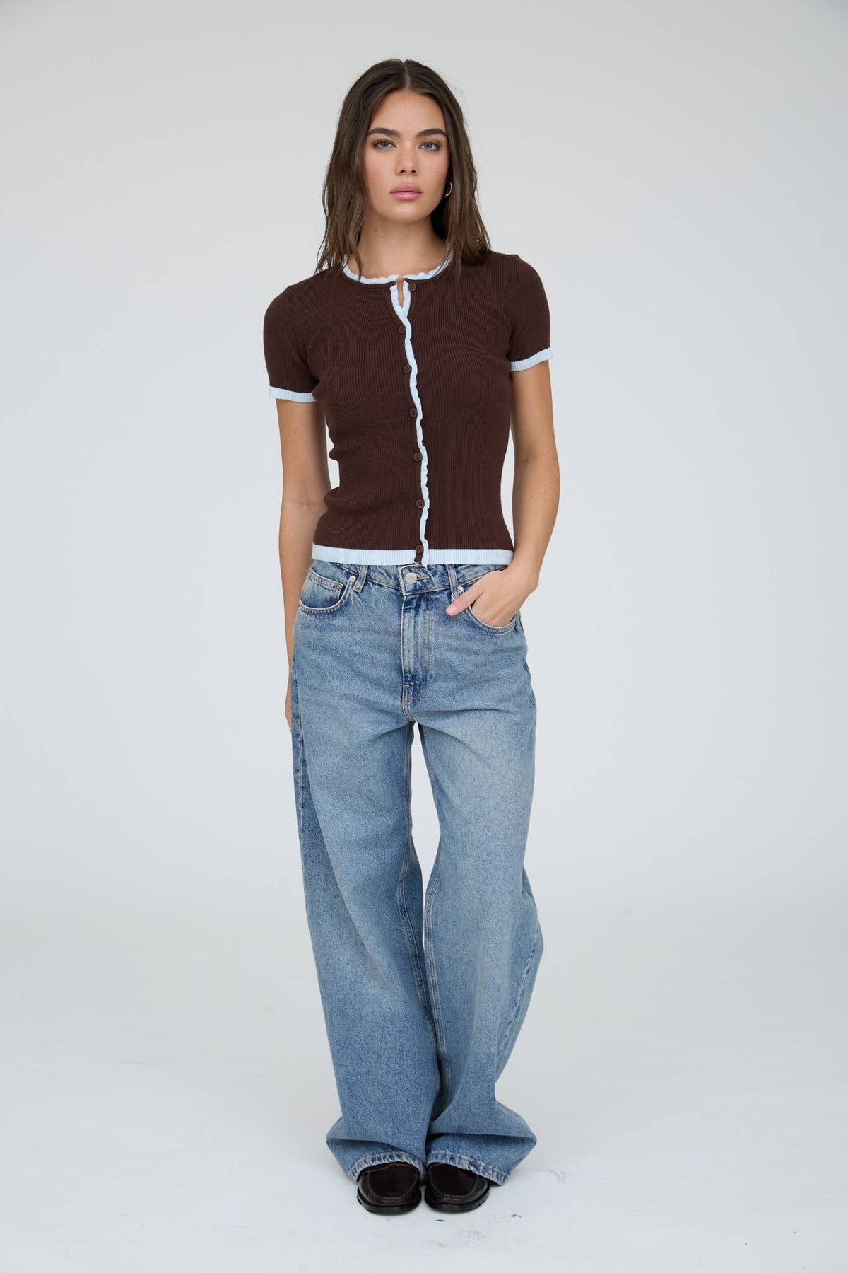 CONTRAST TRIM CARDIGAN